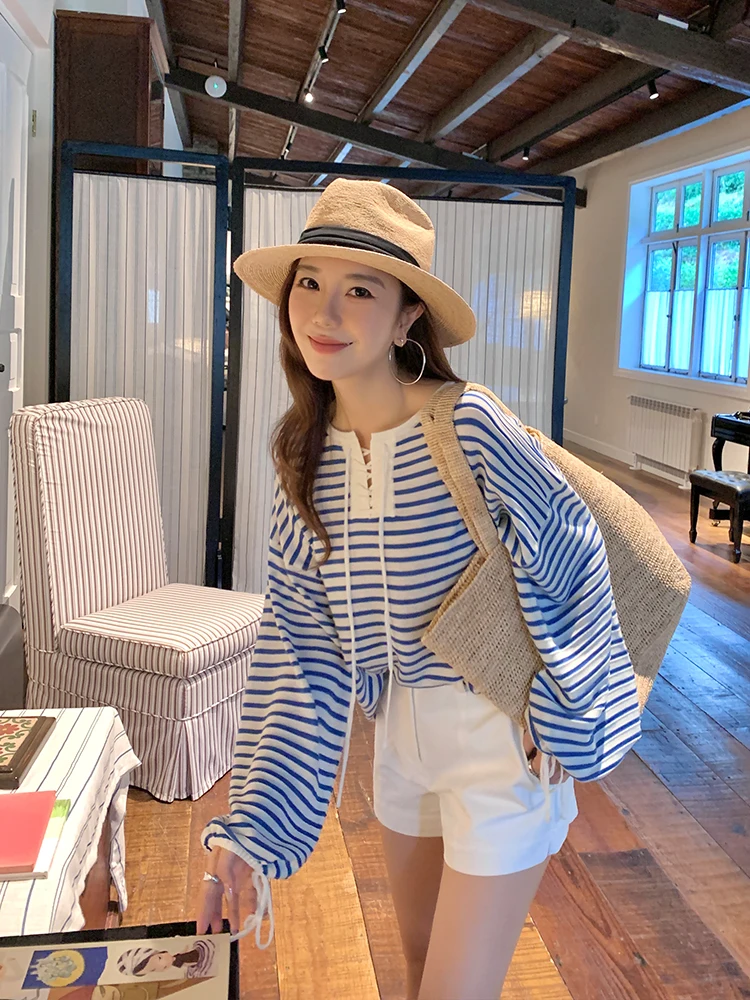 

Lazin Sle Striped Wool Silk Lantern Sve Top Loose Fit Casual Wear Cheeseandkisses Women's Knitted Sweater