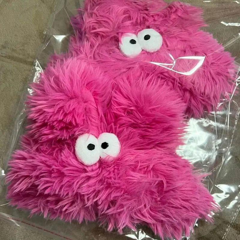 

Figure skating soft blade cover made of absorbent fabric and rust resistant soft blade cover (sizes 29-34)