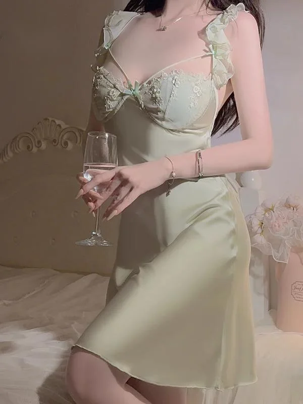 Surface Chest Satin Cushion Sweet Flying Sleeves Deep V-shaped Seductive Simple Backless Loose Middle Length Dress Elegant YKTB