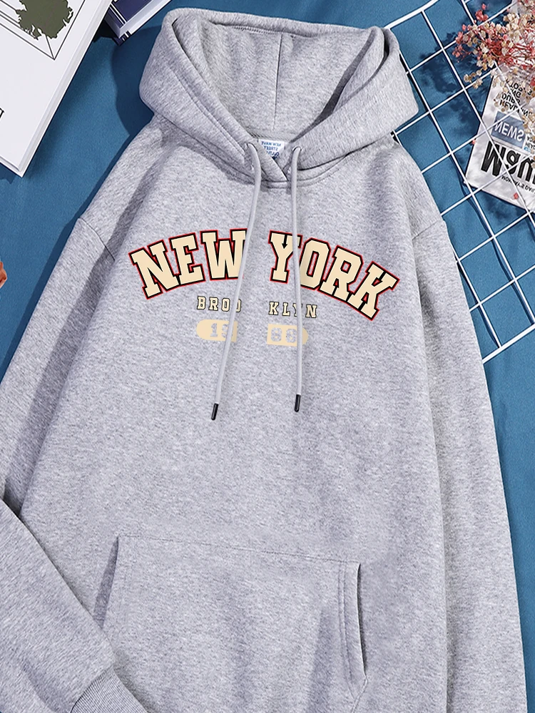 New York 1988 Printed Female Hoodies Leisure Comfortable Sweatshirt Sporty Essential Sport Shirts Versatile Drawstring Clothes