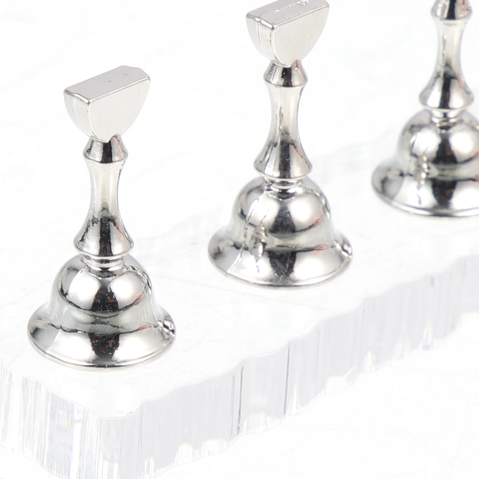 

1 set Creative Stand Manicure Display Art Practice Rack Portable Holder For Painting Training Durable Smooth Surface Easy Carry