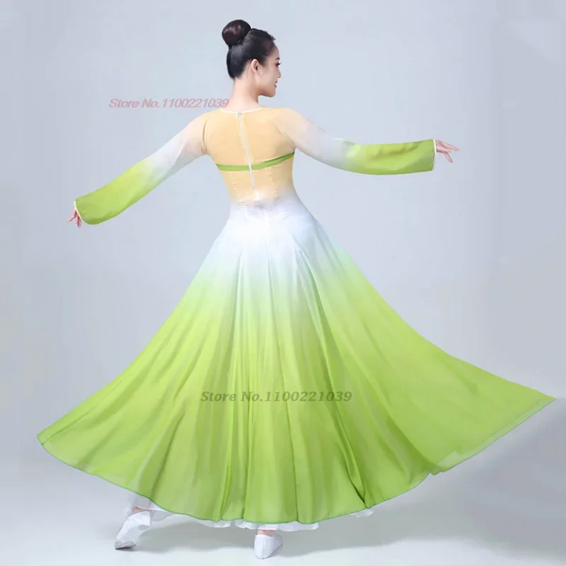 Chiński strój taneczny vintage z 2025 roku, narodowy gradient kolorów, szyfonowa sukienka hanfu, tradycyjna sukienka ruqun na występy sceniczne, ludowa.