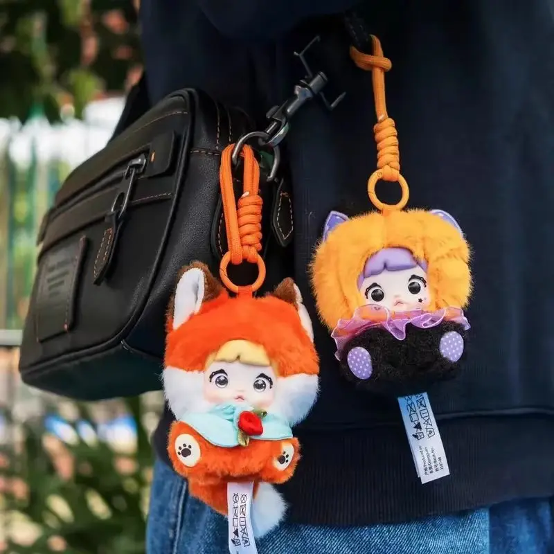 

Подлинная серия Nommi Baby Fairytale Town, слепая коробка, кавайные виниловые куклы, украшения, украшенный кулон для девочек, загадочные подарки