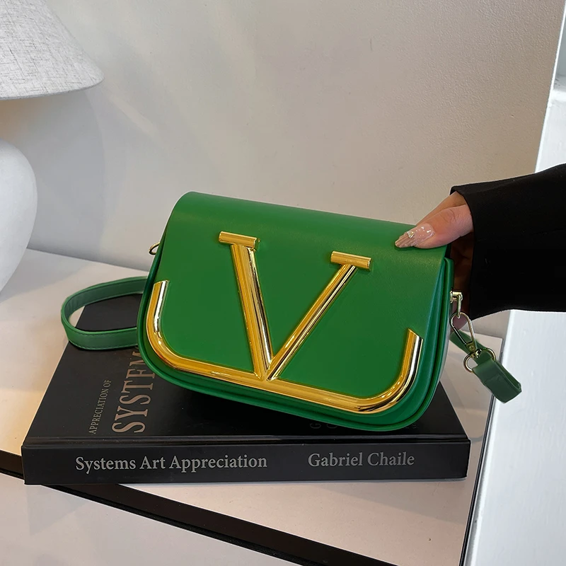 

Fashionable Elegant Ladies Shoulder Bag Made Of Soft Leather Messenger Design From Luxury Brand Popular Classic Handbags