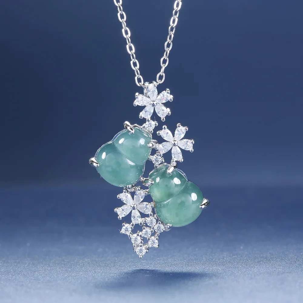 

Natural Hazardous Material Blue Water Jade Gourd Auspicious Pendant 18K Gold Inlaid with New Chinese Platinum PT950 Necklace