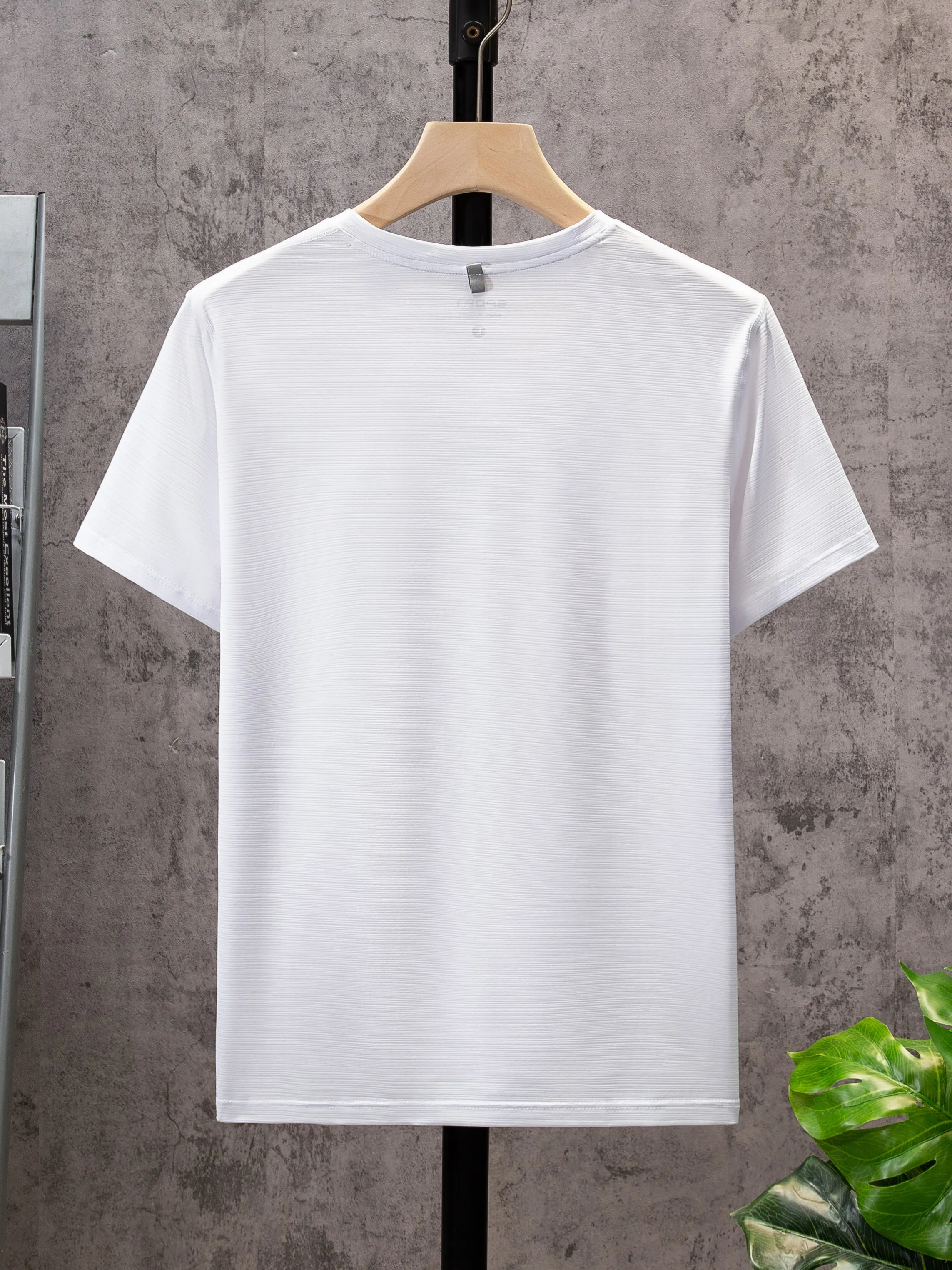 Men’s Plus Size Super-Comfy Sport Casual hign-strecch breathable solid-color T-Shirt for Summer, outdoor, gym, jogging, workout