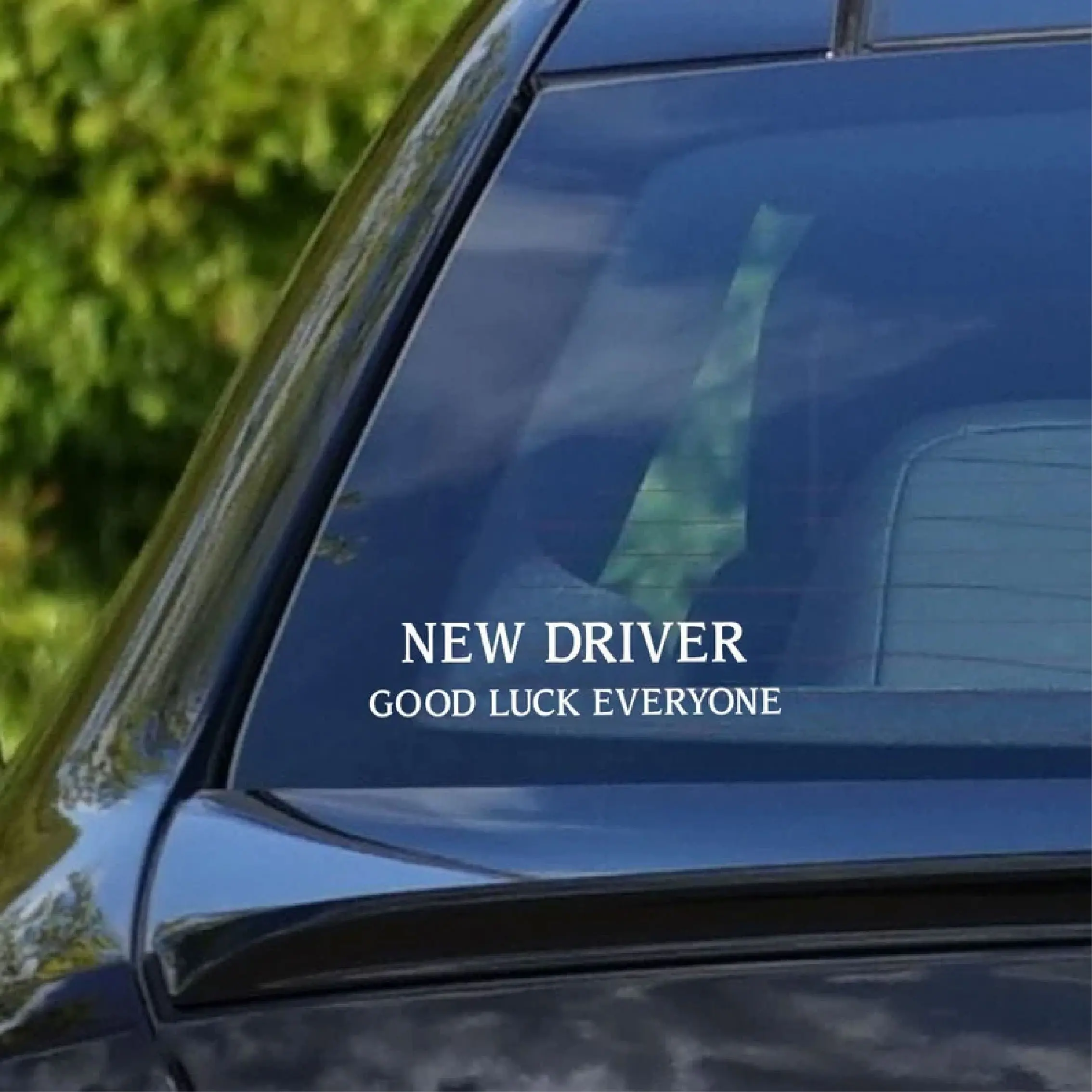 Funny New Driver naklejka samochodowa Funny Gift naklejka samochodowa wodoodporna winylowa biała naklejka na Auto ostrzeżenie naklejka stylizacja akcesoria