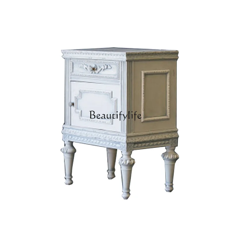 

French retro bedside table European and American solid wood carving flower old villa master bedroom bedside table art furniture