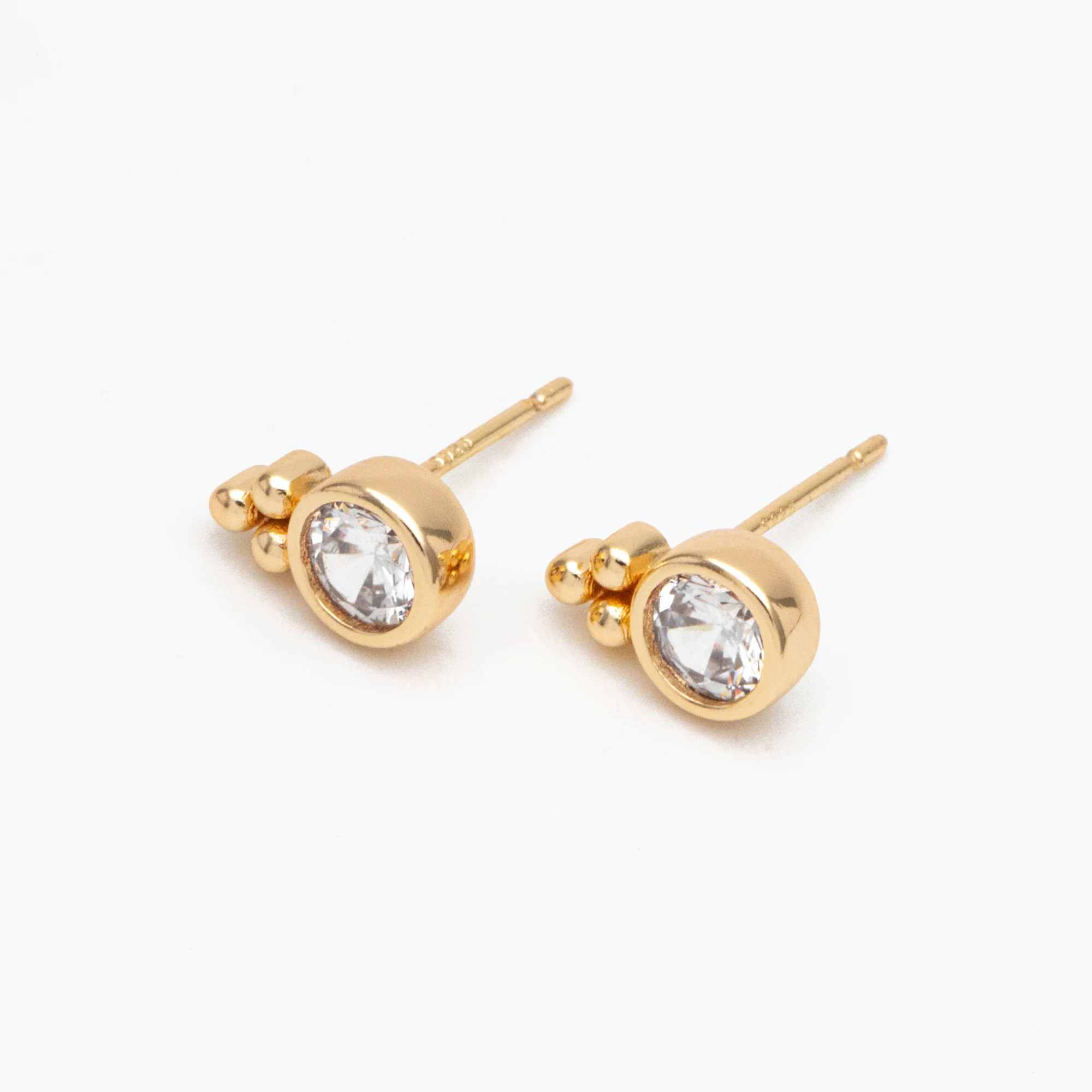 10pcs CZ Pave Round Trinity Ear Posts 10x6mm, Gold Plated Brass Dainty Stud Earrings (GB-3639)