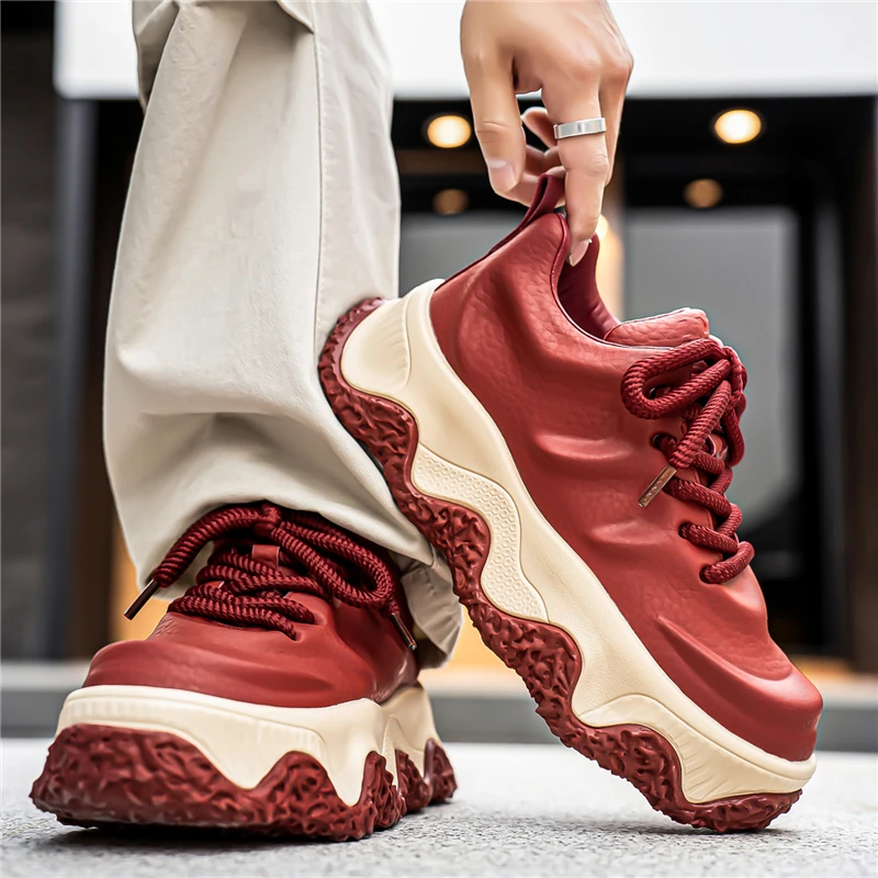 

Новые мужские повседневные спортивные туфли из натуральной кожи на утолщенной подошве, нескользящие, для активного отдыха, всесезонные, модные, молодежные