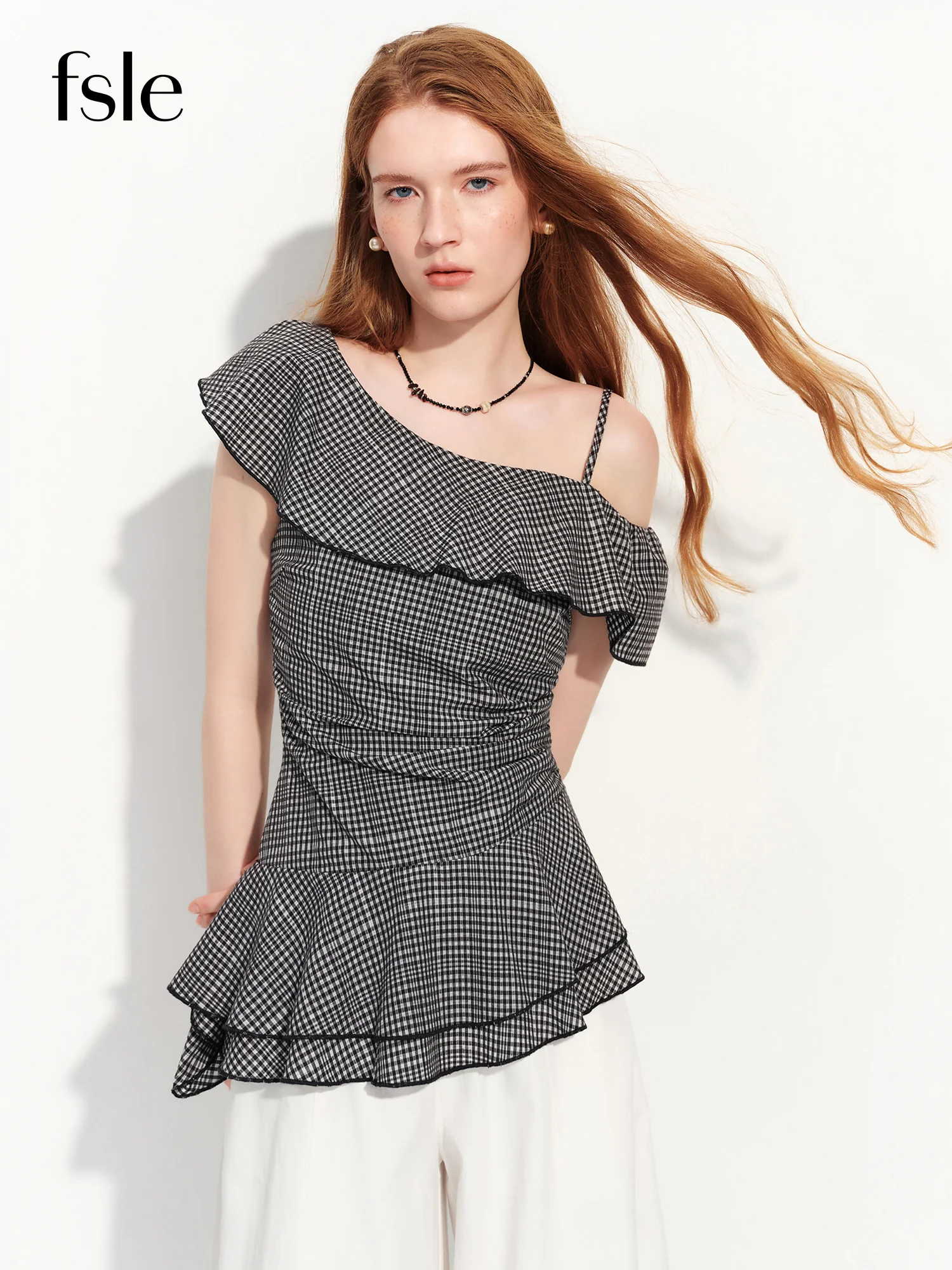 FSLE 2026 Summer Women's Plaid One-Shoulder Camisole Top with Asymmetric Ruffle Trim - Casual Style for Daily and Summer Wear