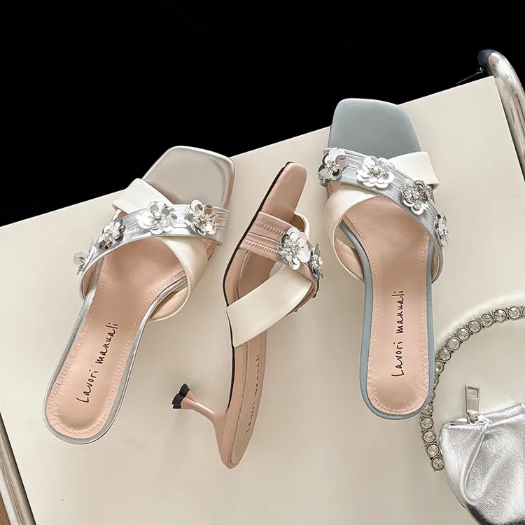 

Nude Pink Leather Women Slippers Cross Strap Flowers Decor 6cm Thin High Heels Beach Summer Shoes Silver Leisure Design Slides