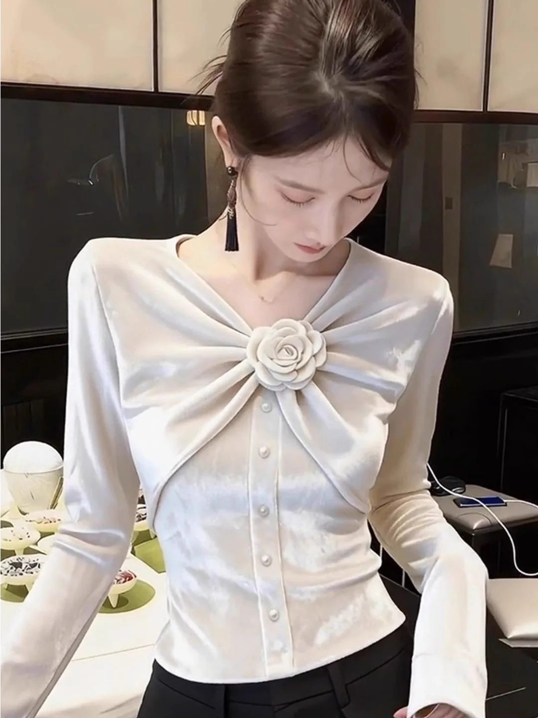 

Ele Velvet Long Sve irt Women's Faionable Floral 3D Design Slim Fit Improved Sle Korean Commute Sle irt