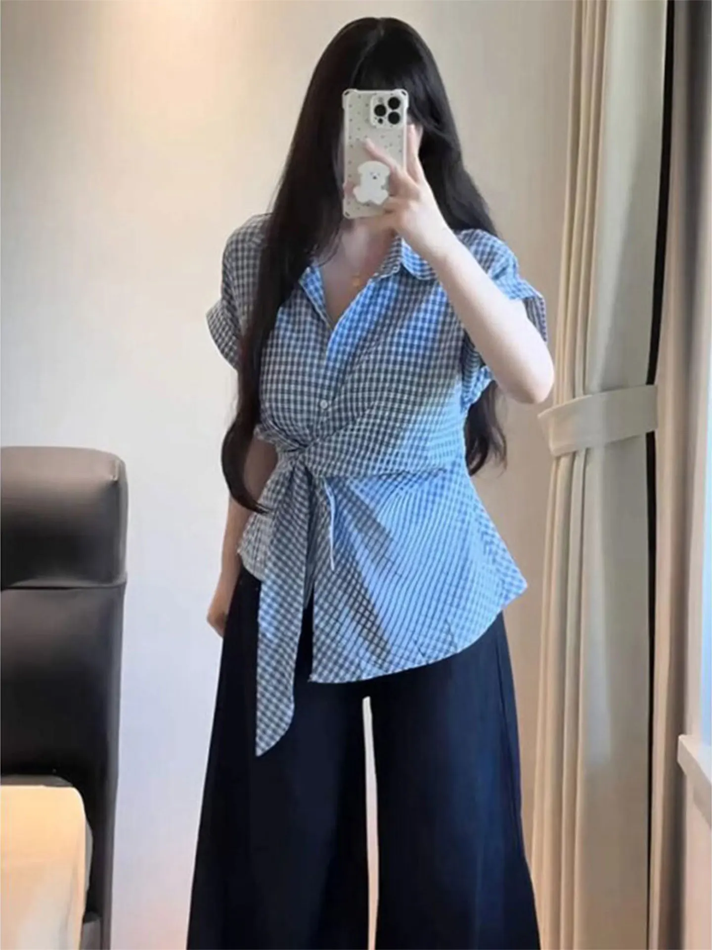 

Светло-голубая клетчатая рубашка с V-образным вырезом и короткими рукавами, женская летняя рубашка больших размеров с поясом на талии, универсальный омолаживающий топ