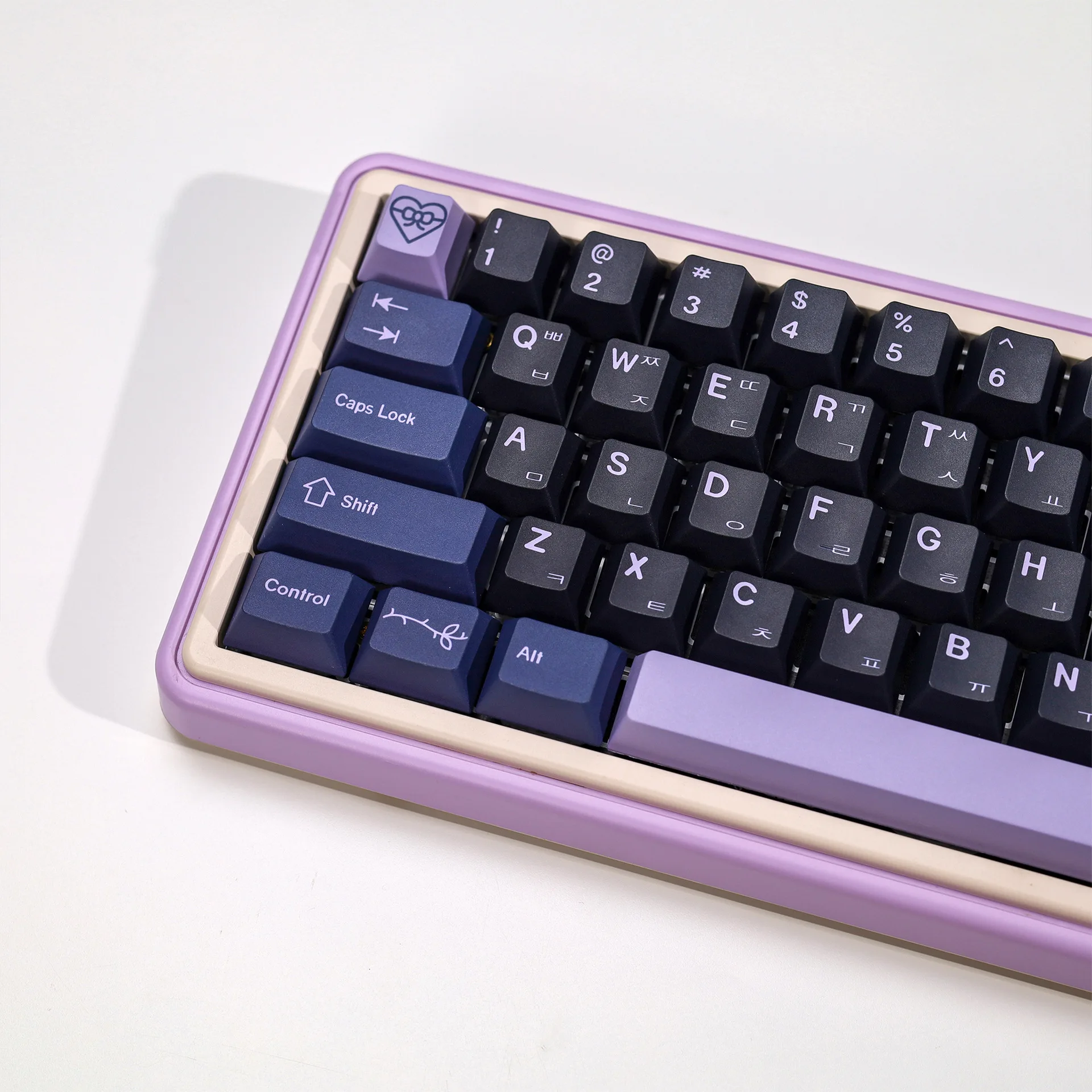 GMK first love theme Korean version Original highly sublimated keycaps Mechanical keyboard Customized keycaps Full set