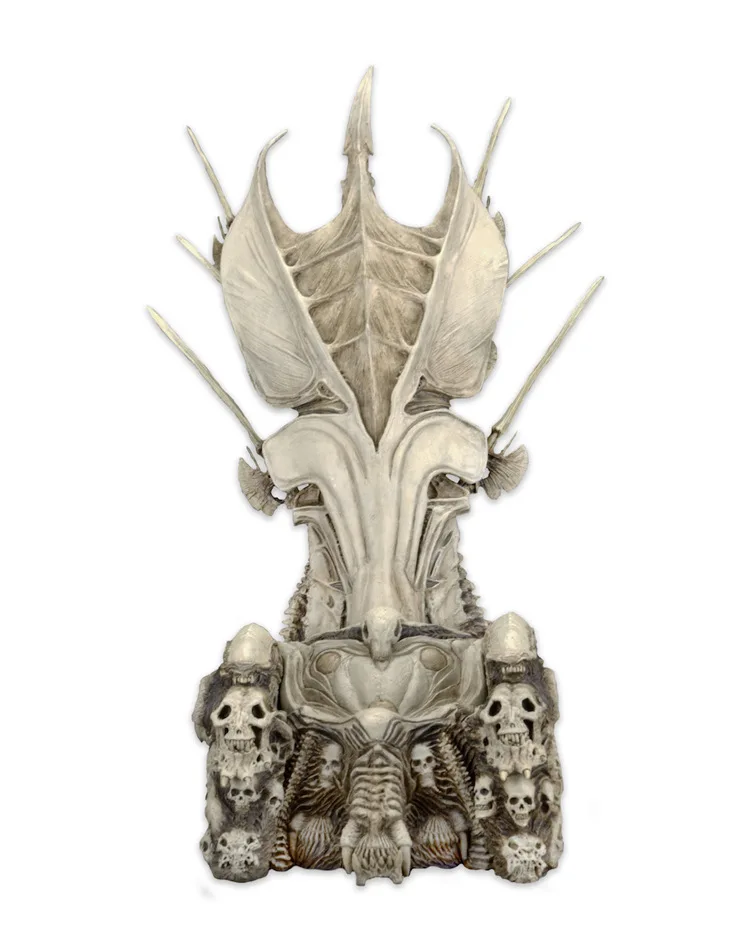 

Neca Iron Blood Warrior Throne Skull Throne 7-Inch Puppet Universal 14 Inch Scene Ornament