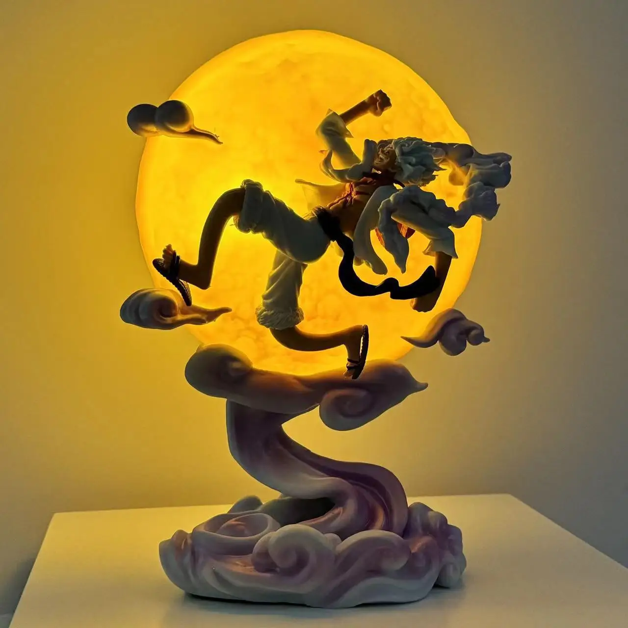 Statuetta Anime One Piece 16cm, Nika Monkey D Luffy Gear 5 con Luce Lunare, Modellino da Collezione, Regalo