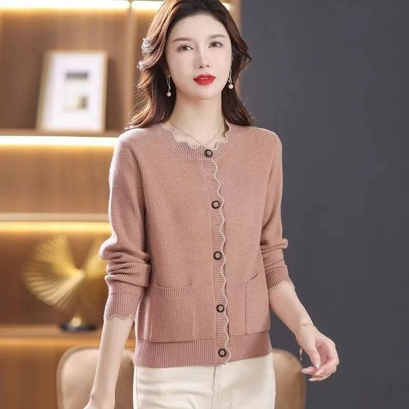 Simple Leisure Grace Lightly Cooked Intellectual Plain Simplicity Button Popularity Knitted Sweater Women\'s Top Autumn 2024