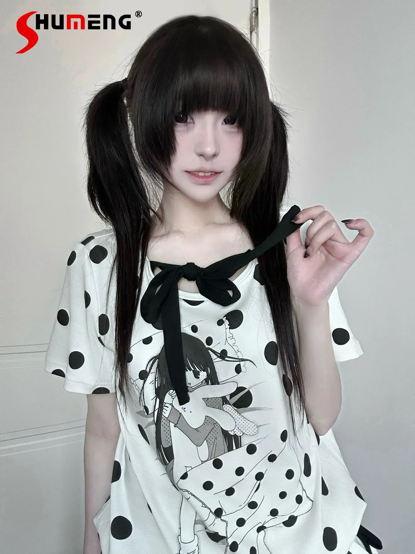 

Японская оригинальная футболка Y2K с аниме-принтом и горошком, летняя новинка 2026 года, женская милая футболка с бантом на шее, с коротким рукавом, свободная футболка для девочек