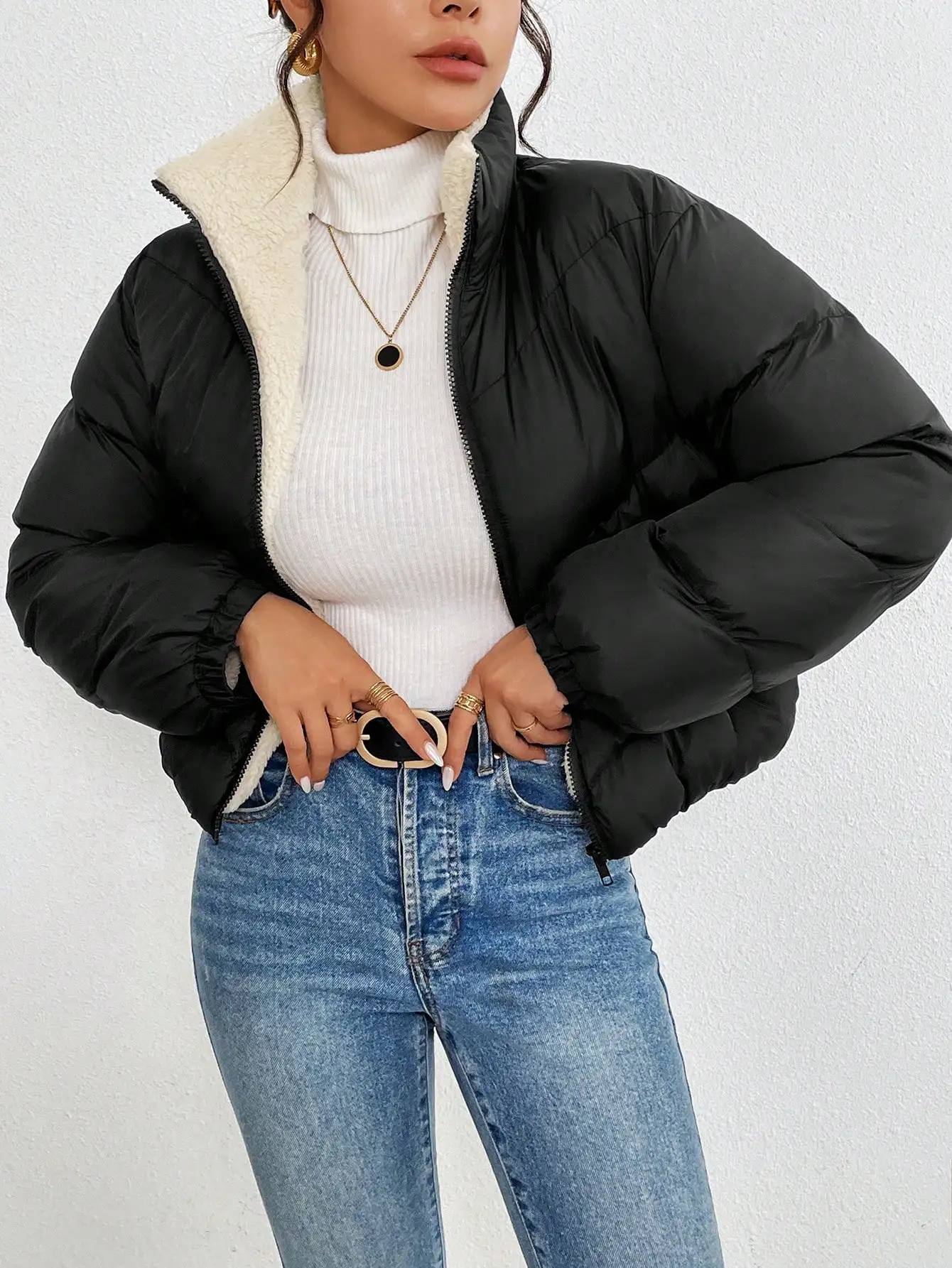 

Women's Black Puffer Jacket with Faux Fur Collar, Zipper Front, Casual Winter Warm Coat