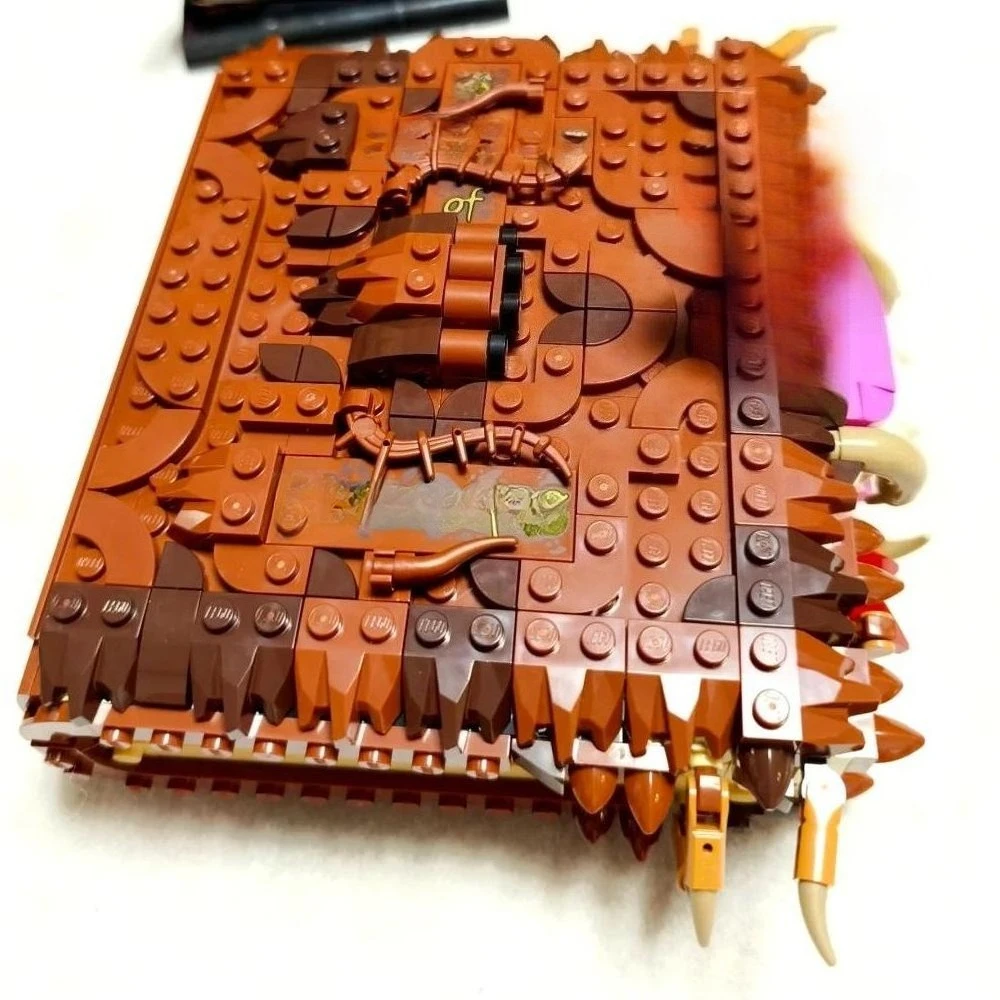 Ensemble de blocs de construction modèle monstres, livre monstre créatif Compatible avec les particules Legoed, adapté aux cadeaux de noël 76449