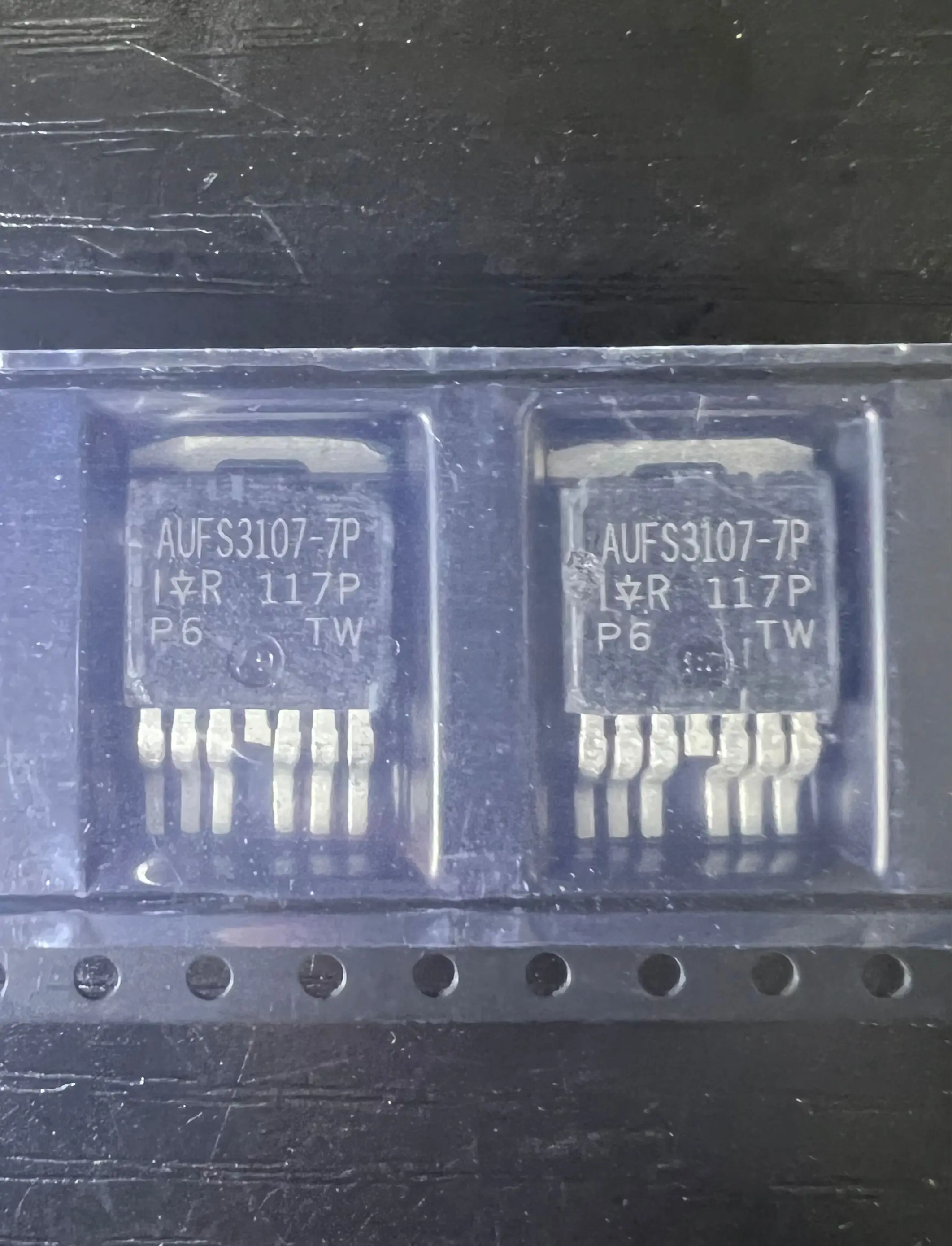 10 ~ 20 unids/lote AUFS3107-7P AUIRFS3107-7P IRFS3107-7P FS3107-7P TO-263-7 100% nuevo original envío gratis