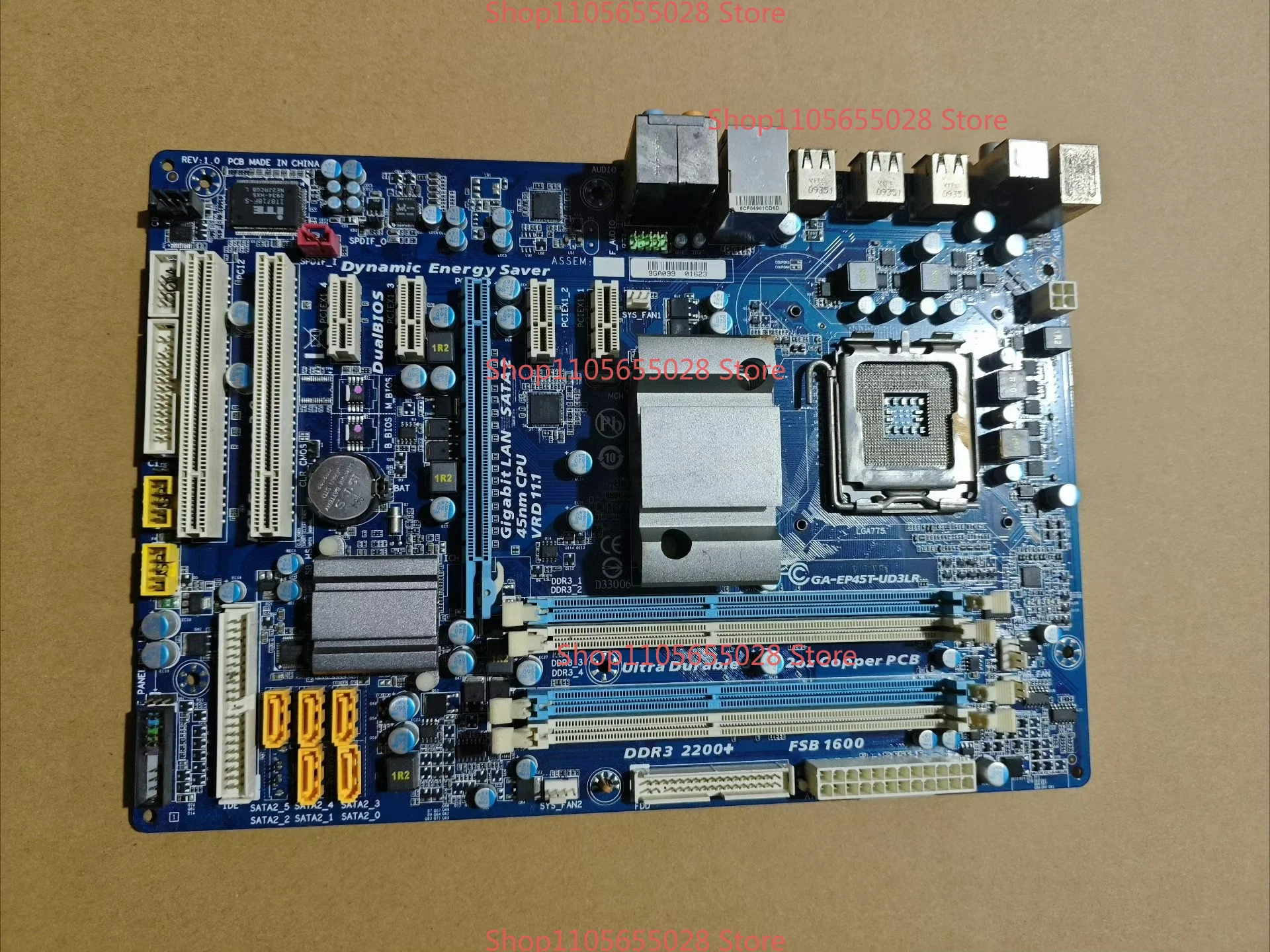 For Gigabyte GA-EP45T-UD3LR Main Board LGA775 Interface DDR3 Four-slot FSB1600 Support 45nm CPU