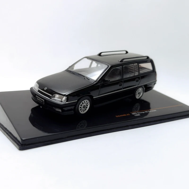 

IXO Diecast 1:43 Scale OPEL A2 1990 Alloy Car Model Finished Simulation Collection Decoration Boy Gift Toy Static Display