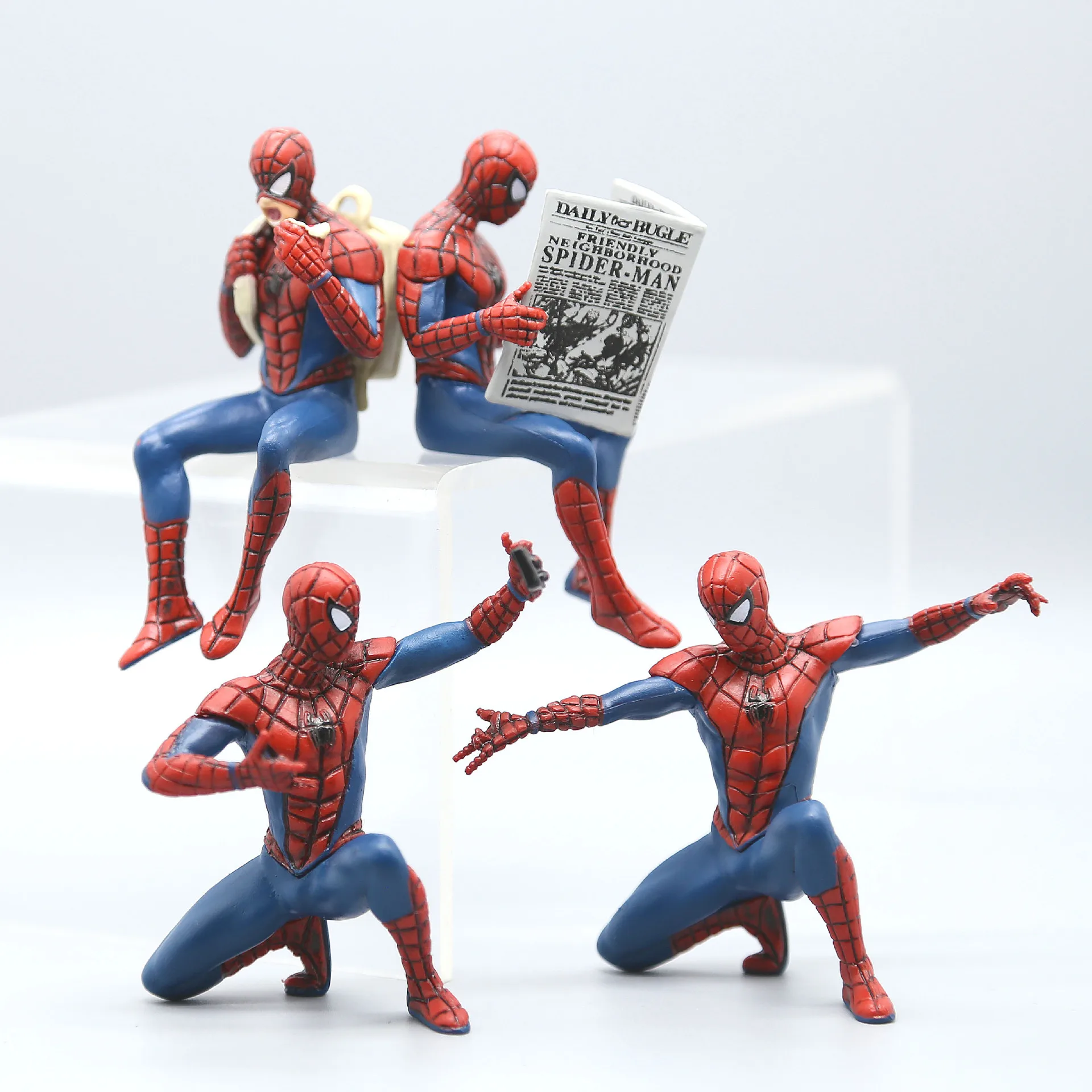 

4pcs/Set Daily Life Spider Man Mini Figurine Spider-Man Desktop Decoration Desk Toy Hanging Decor Ornament Collectible Gift