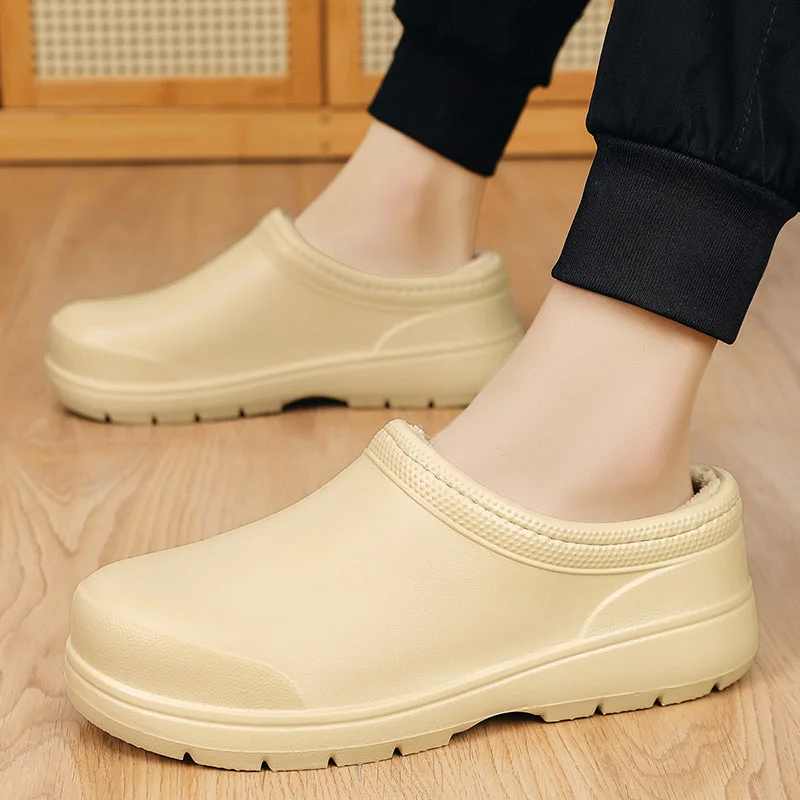 2024 Winter Plush Supper Warm Chef Shoes for Men Women Very Soft Rubber Sandals Clogs Garden Shoes Without Holes Kitchen Work