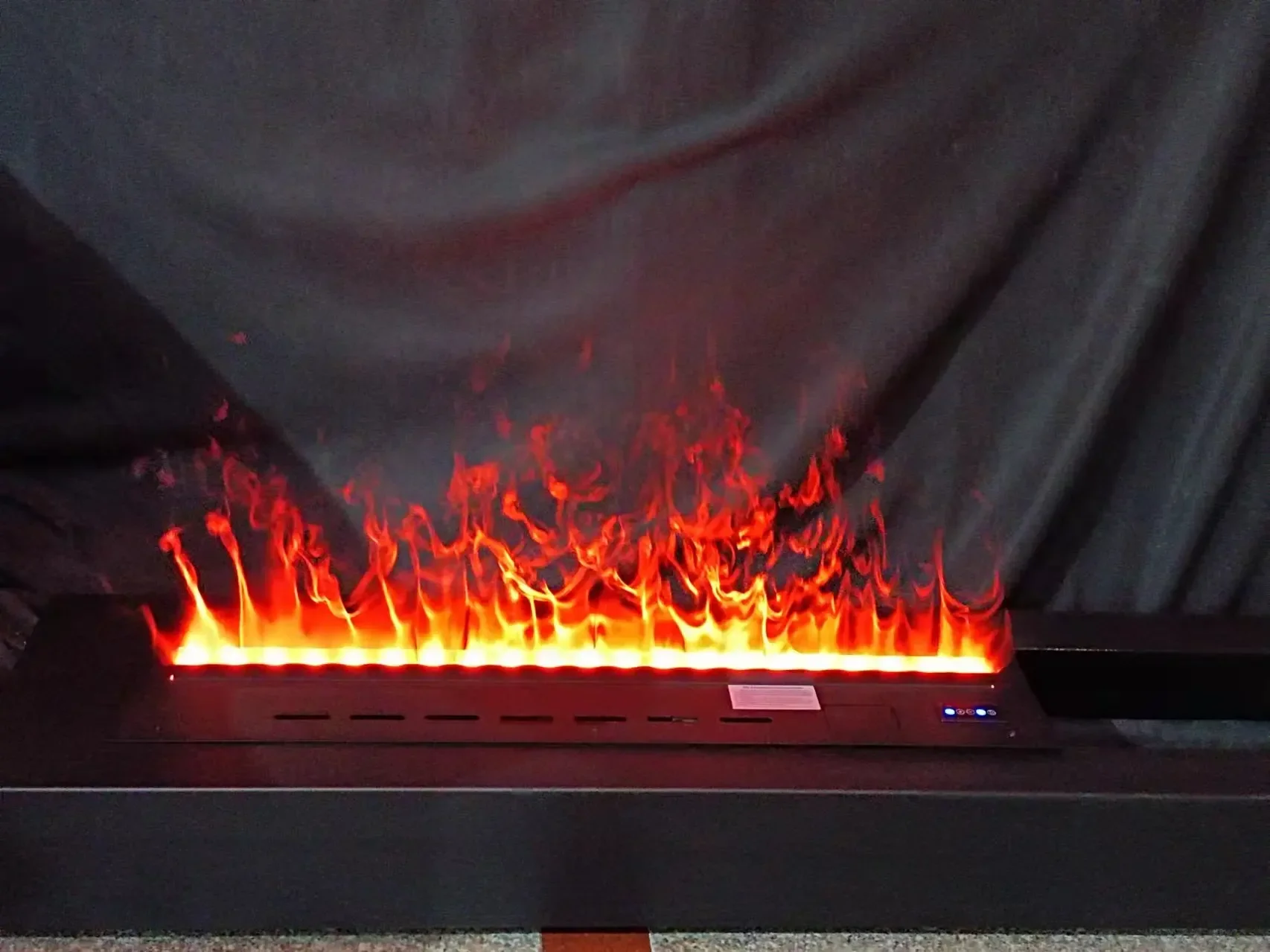 

Камин высшего качества 3D с распылением воды 1700x240x200 мм