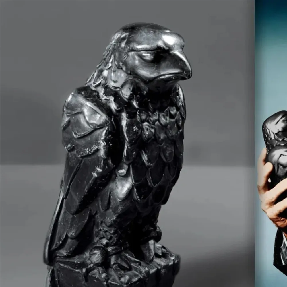 Retro Black Eagle Statue Realistic Resin Crafts Hawk Desk Ornament Handmade Exquisite Falcon Statue Home Office Garden Decor view 4