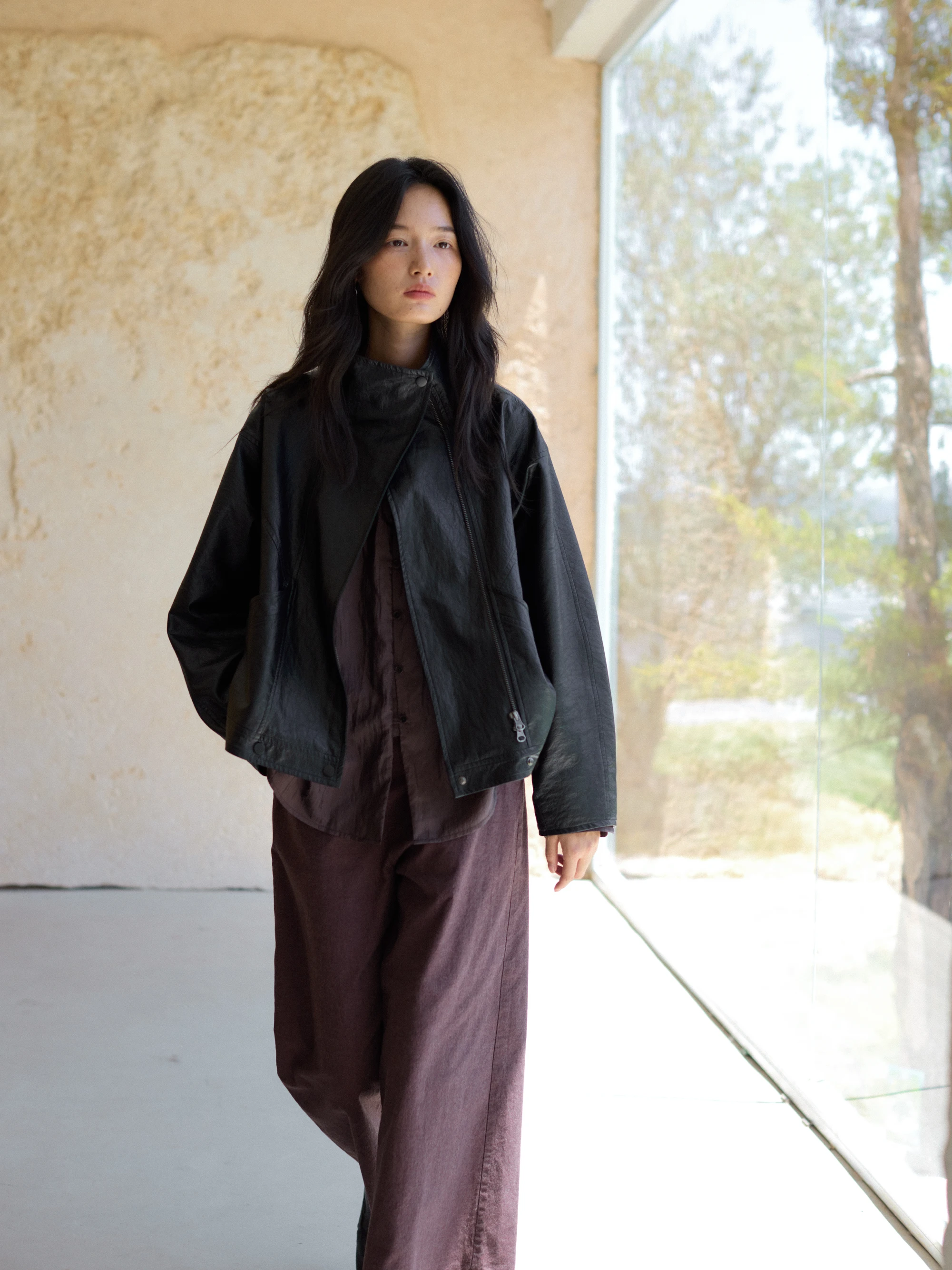 Early Autumn New Arrival Bla ort Stand Collar Leather Jaet Versatile Cool Sle Wood ain Design Commute Friendly Zipper