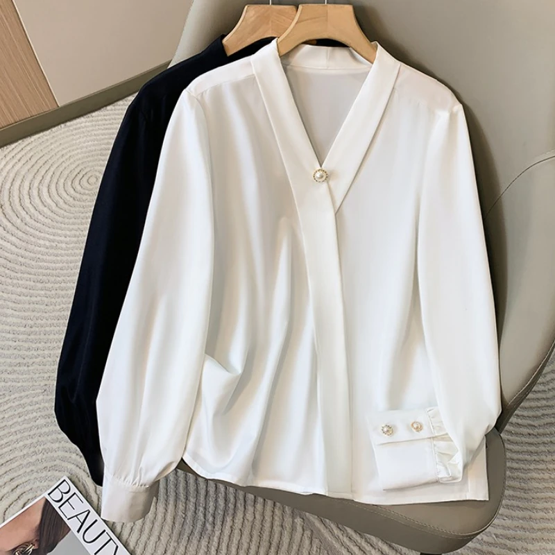 

Plus Size Chiffon Shirt Women 2025 Autumn V Neck Elegant Black or White Shirt Korean Style Large Size Versatile Blouses Female