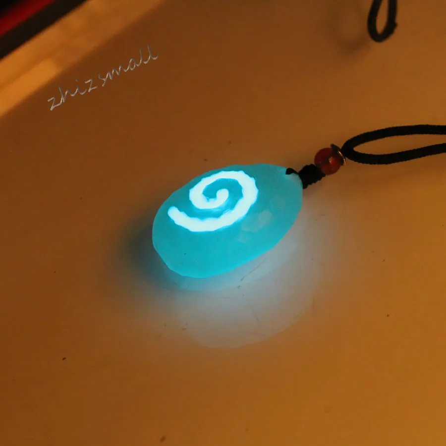 Luminous Necklace HearthStone Heroes of Warcraft Necklace GLOW In The DARK Night Pendant  Charm Fashion Men Boy