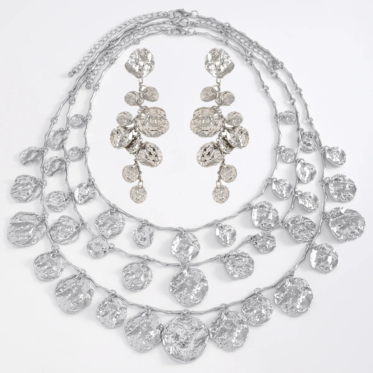 New Cool Gold Color Irregular Round Metal Pendant Long Leaf Tassel Necklace Choker for Women Trend Party Alloy Jewelry Set Gift