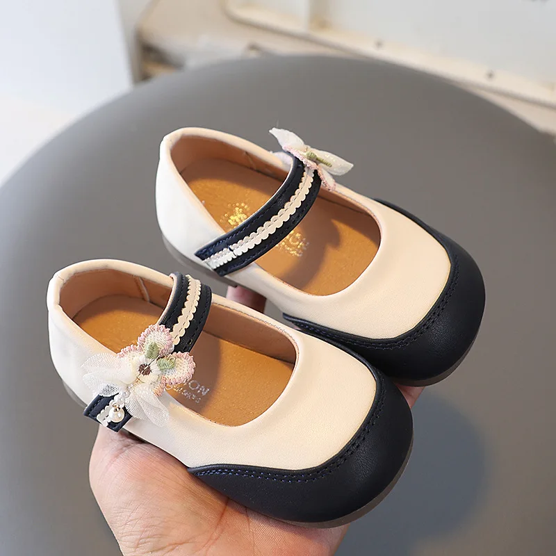 Mumoresip Toddlers Girls Flat Shoes Sweet Princess Children Embroidered Mary Jane Shoes Lightweight Non-slip Kids Leather Shoes