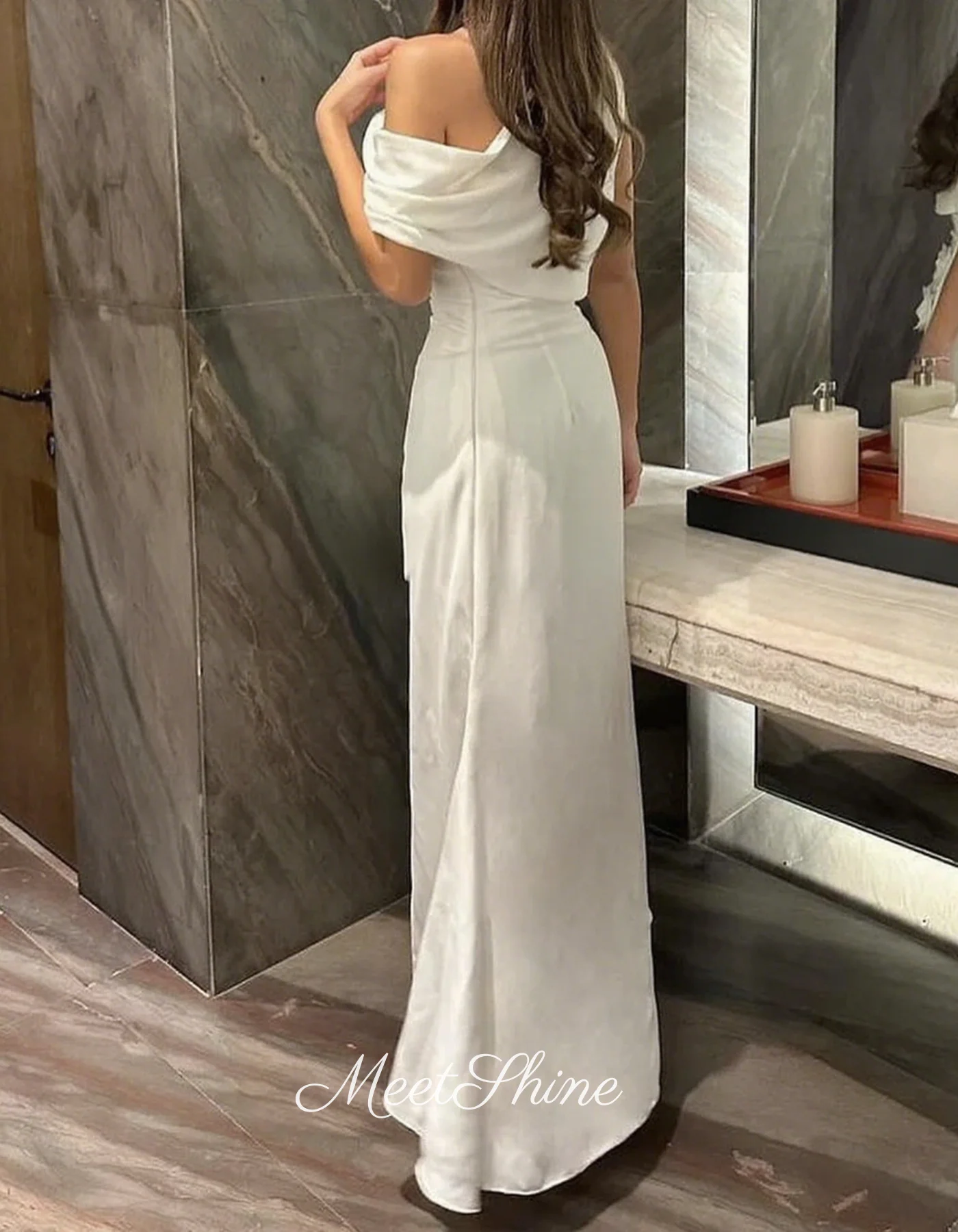 فستان سهرة أنيق أبيض ثلاثي الأبعاد بكتف واحد من Duabi شيفون بطول الكاحل بطيات حورية البحر فستان رسمي لحفلات الزفاف حسب الطلب