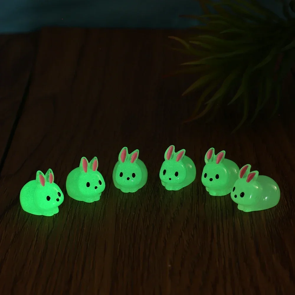 20Pcs Mini Glow Rabbit Ornament Nightglow Animal Figurines Car Interior Office Living Room DIY Rabbit Decorations Accessories