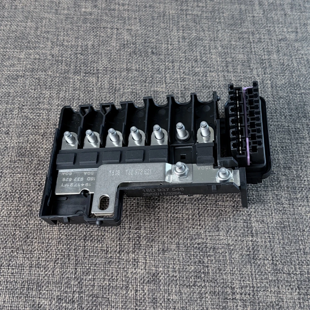 

Car Insurance Battery Fuse Box Socket Holder for VW Ameo Polo Suran SKoda Citigo Seat Ibiza 6R0937548C 6R0937548F 6R0 937 548C
