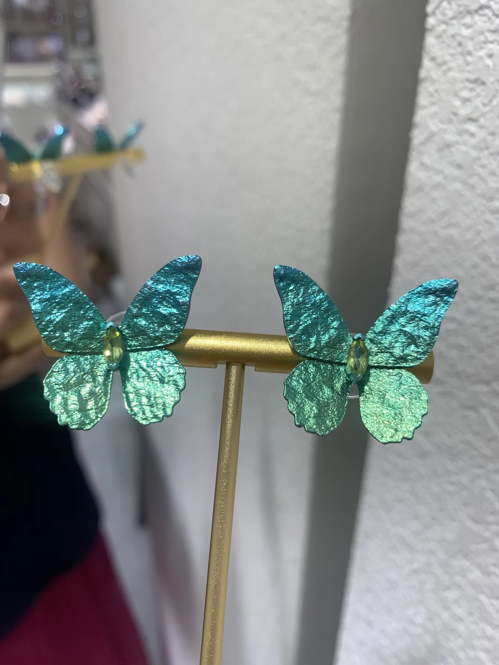 

green butterfly stud earring titanium with peridot fashion women jewelry MIYI allergy free colorfast