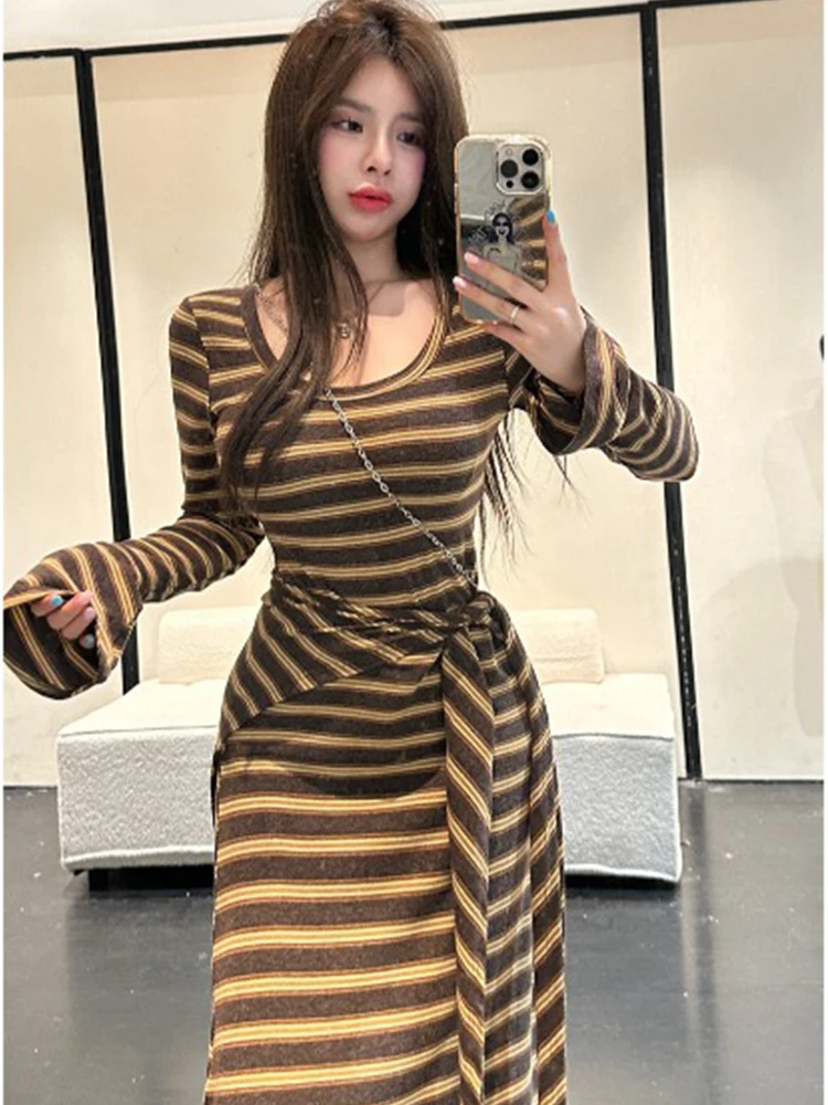 الرجعية منتصف طول الأصفر مخطط طويل الأكمام تي شيرت فستان Harajuku الحد الأدنى نمط Preppy سليم المرأة الخريف ارتداء مع شال