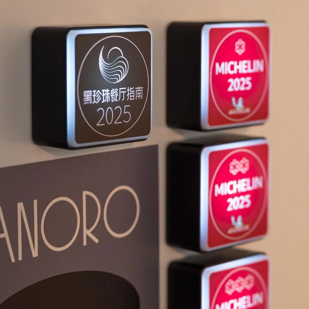 

French High-End Restaurant Guide Light Sign Fridge Magnet Creative Light-Up Small Ambiance Kitchen Magnetic Glowing Decoration