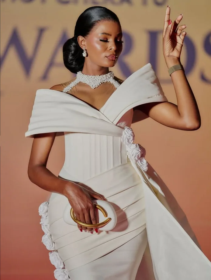 Robe de soirée longue de forme sirène, tapis rouge, épaules dénudées, motif Floral 3D froncé, tenue de bal africaine, robe de Gala, sur mesure