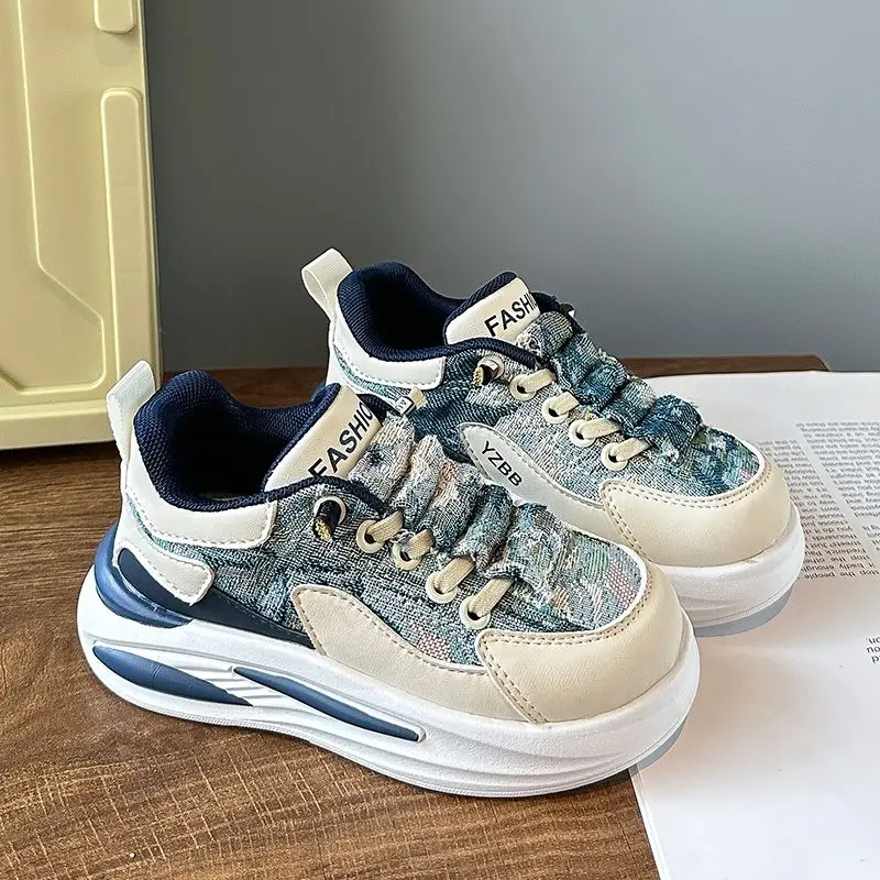 

Boys Athletic Shoes 2026 Spring Autumn Soft Breathable Sole Casual Sneakers for Big Kids Retro Dad Shoe Style Comfort Walking