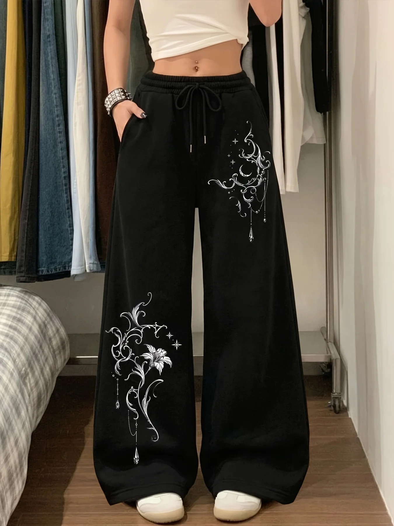 New Style: Cool White Lily Star Moon Printed Casual Running Pants for Women, Straight Leg Pants