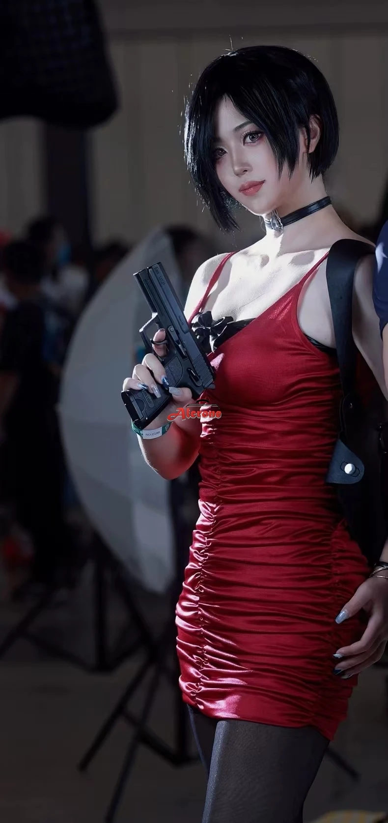 Ada Wong gra przebranie na karnawał seksowna sukienka na ramiączkach kobiety czerwona sukienka peruka Halloween karnawał Ada Wong stroje
