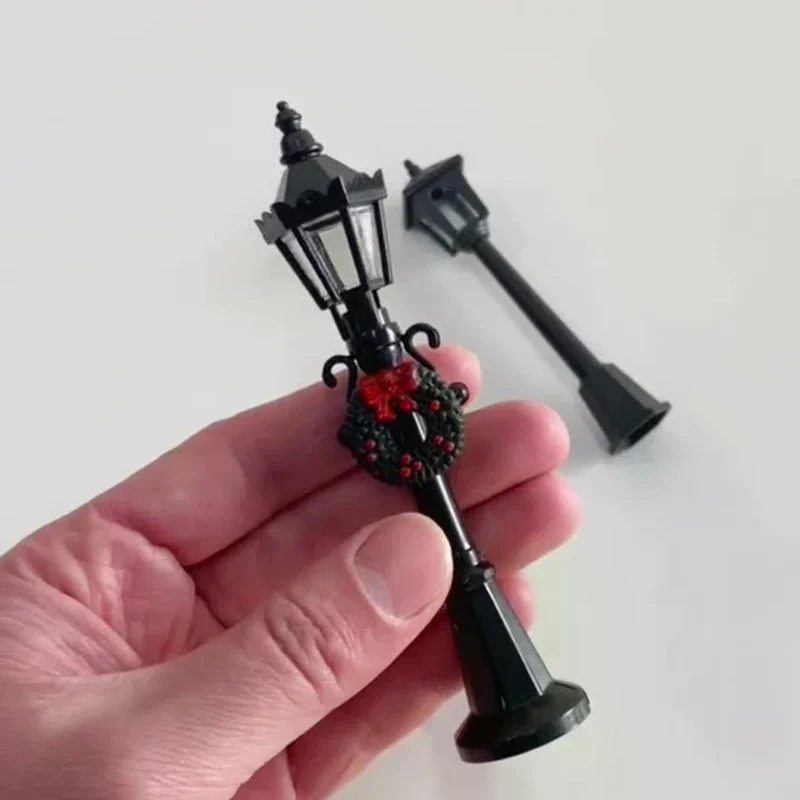 1/12 Dollhouse Mini Street Light Models Dollhouse Christmas Street Lamp Ornament Dolls House Micro Fairy Garden Decoration