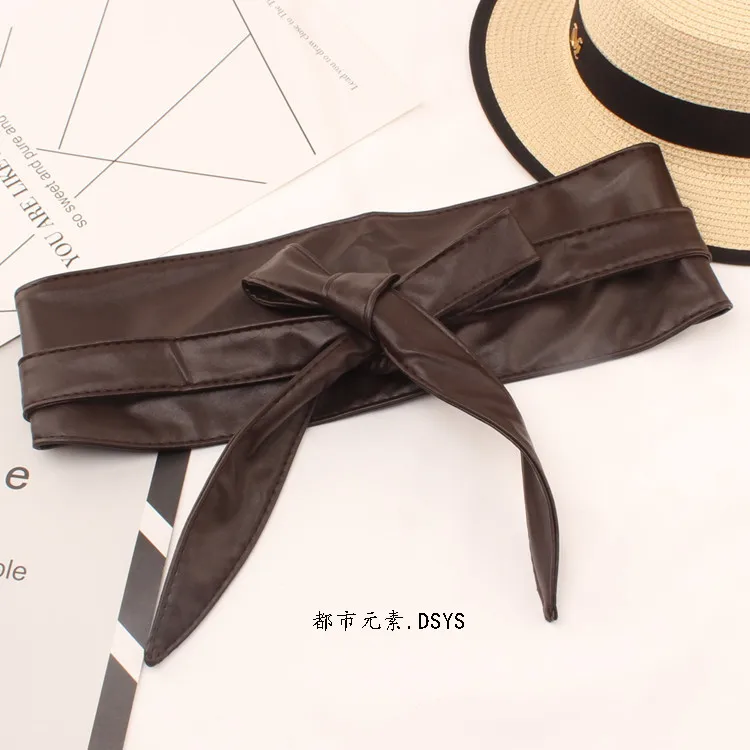 فستان نسائي أنيق من جلد البولي يوريثان مزين بحزام ريترو بلون سادة كاجوال وربطة عنق مناسبة تمامًا