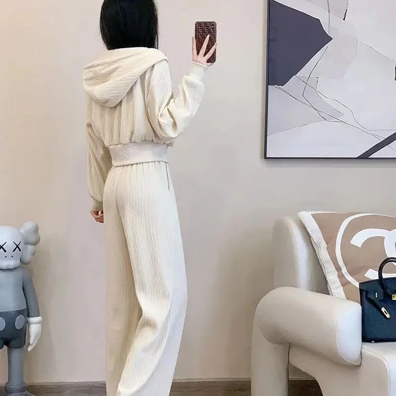 Small Casual Sports Suit 2024 Spring and Autumn New Style Fragrant Loose Cardigan Sweatshirt Jacket Wide Leg Pants Two-Piece Set